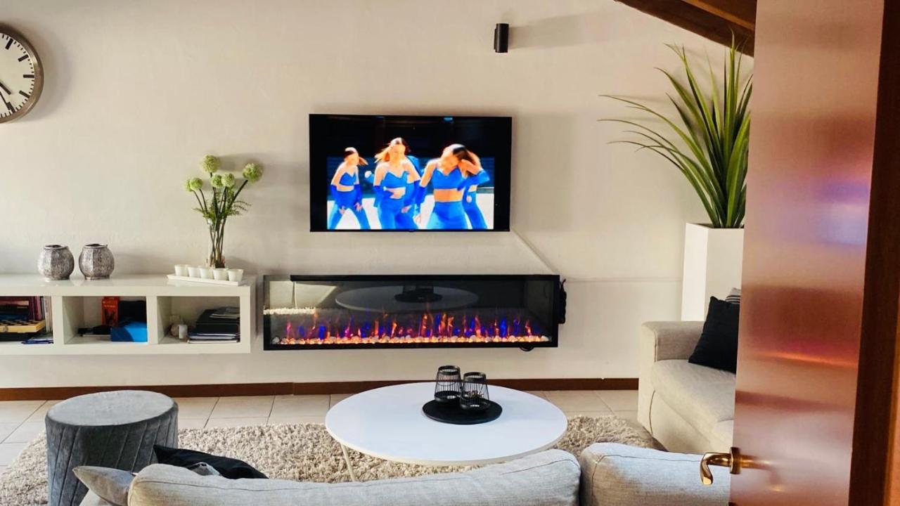 Casacamelia 35, 3 Bdrm With View Lake Como Appartement Acquaseria Buitenkant foto
